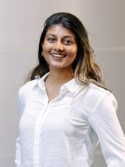 Dr Enakshi Sinniah 