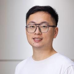  Jerry Yang 