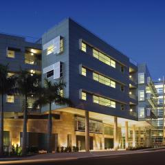 Institute for Molecular Bioscience - building at night 